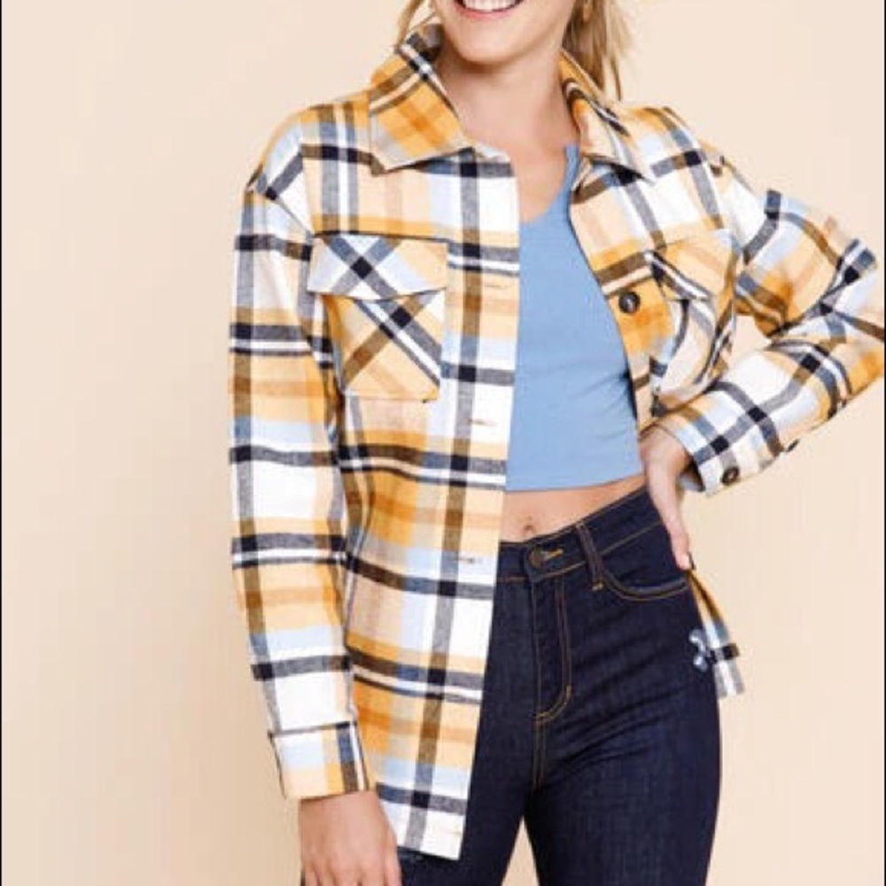 NWT Francesca’s shacket || size M